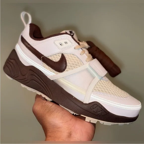 Cactus Jack by Travis Scott White and Brown Sneakers - Picture 5 of 12